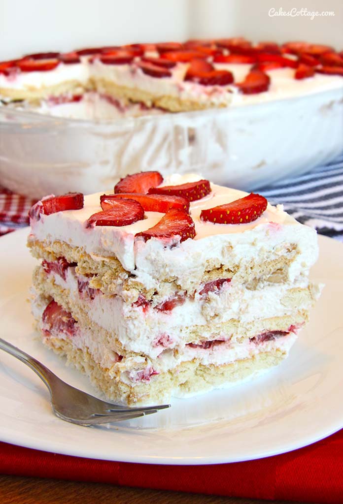 No Bake Strawberry Icebox Cake - Cakescottage