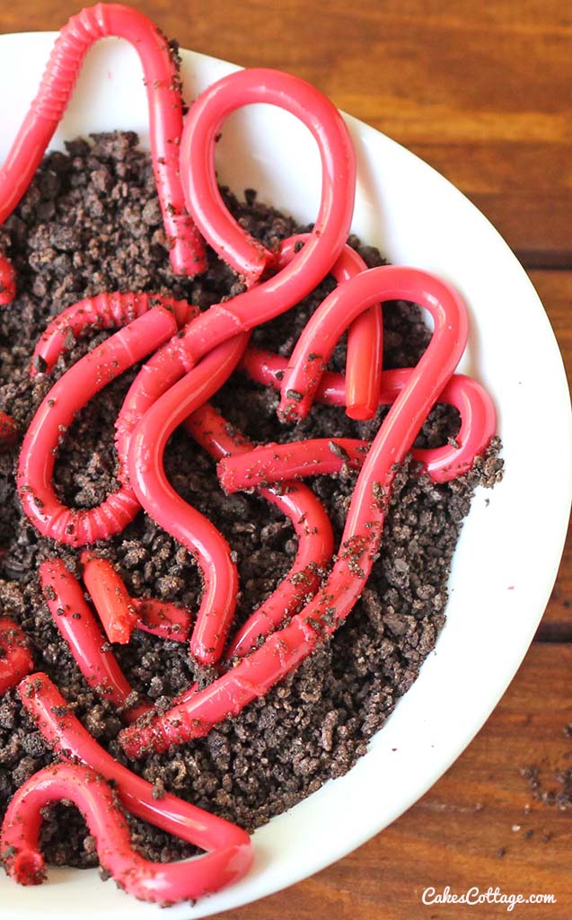 Jelly Worms with Oreo Dirt - Cakescottage