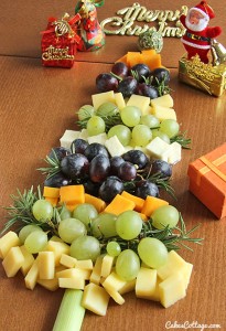 Christmas Tree Cheese Board - Cakescottage