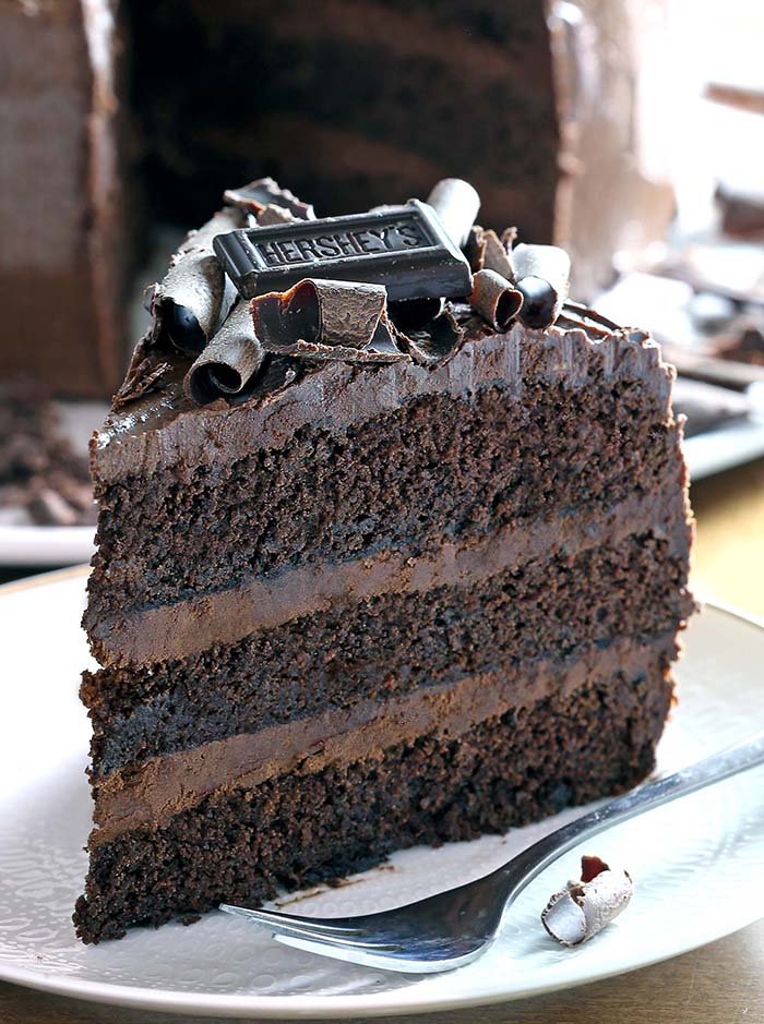 Dark Chocolate Cake - Một nét văn hoá Hà Nội