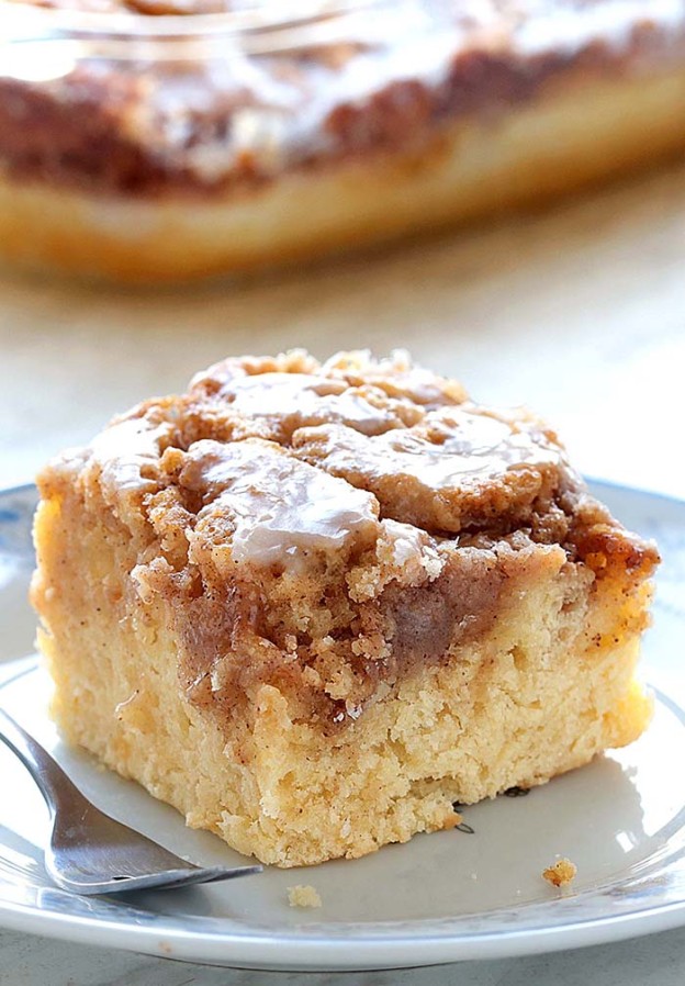 Easy Cinnamon Roll Coffee Cake Cakescottage