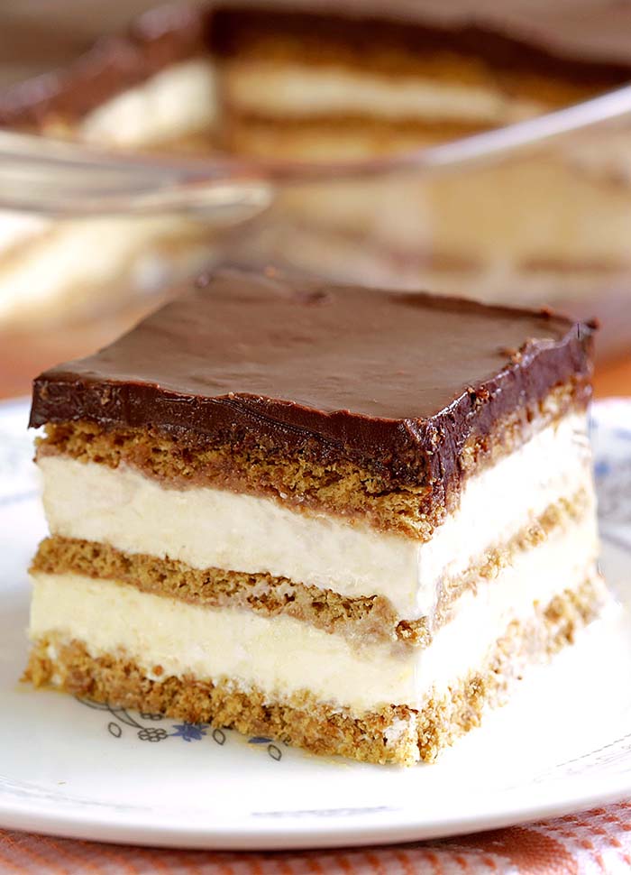 No Bake Chocolate Eclair Icebox Cake - Cakescottage