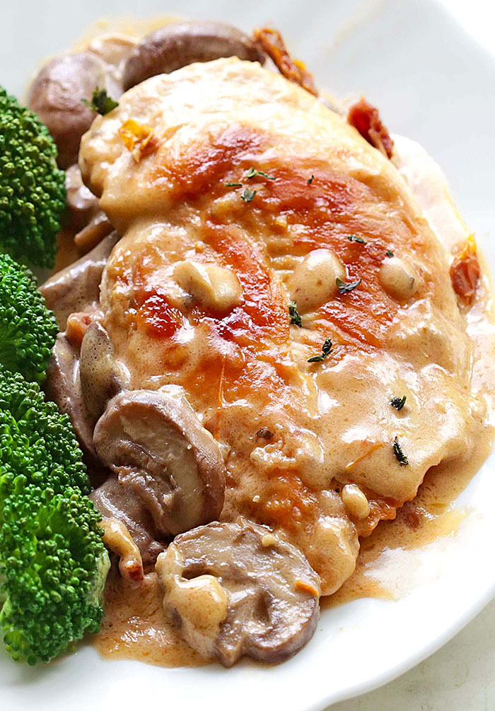 All you need is one skillet, a few fresh ingredients and soon enough you’ll have restaurant style Creamy Sun Dried Tomato Chicken for dinner.