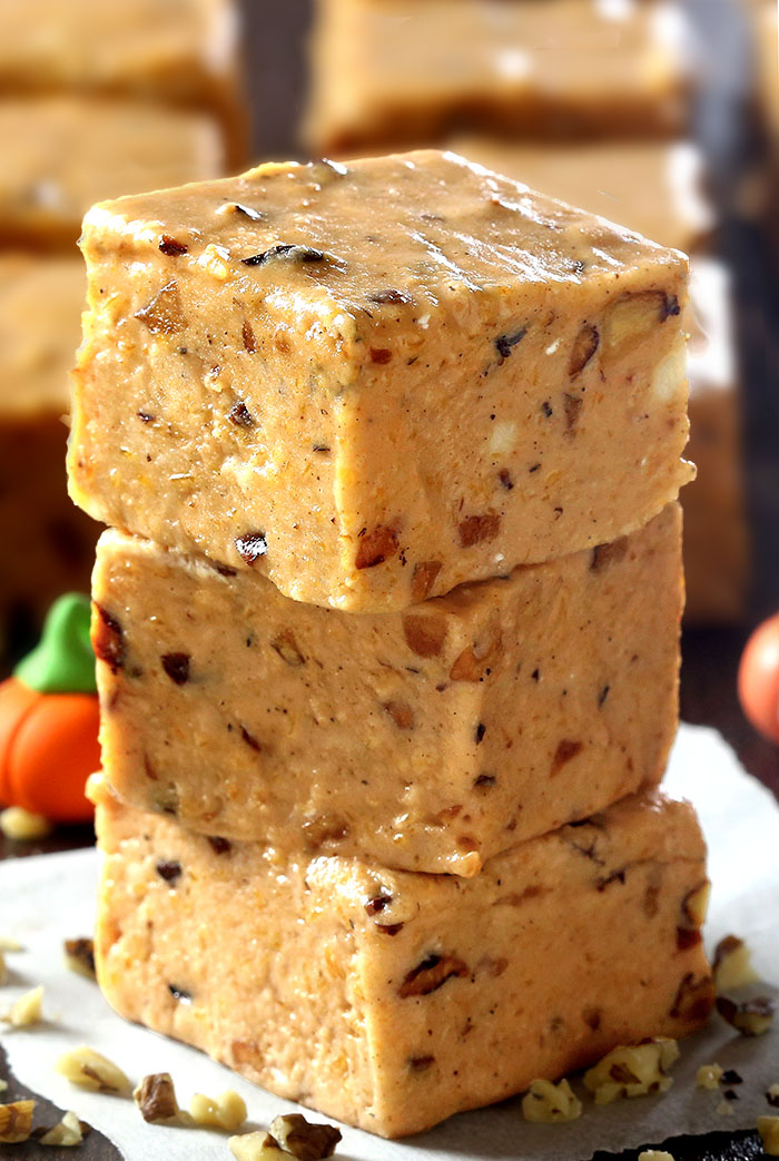 Pumpkin Pie Fudge - Cakescottage