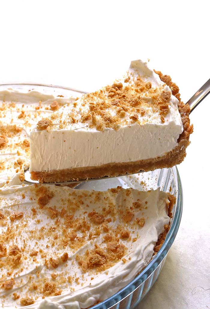 The BEST NO BAKE PIE you will ever have! Light and fluffy texture, very smooth consistency and a melt-in-your-mouth kind of bite.