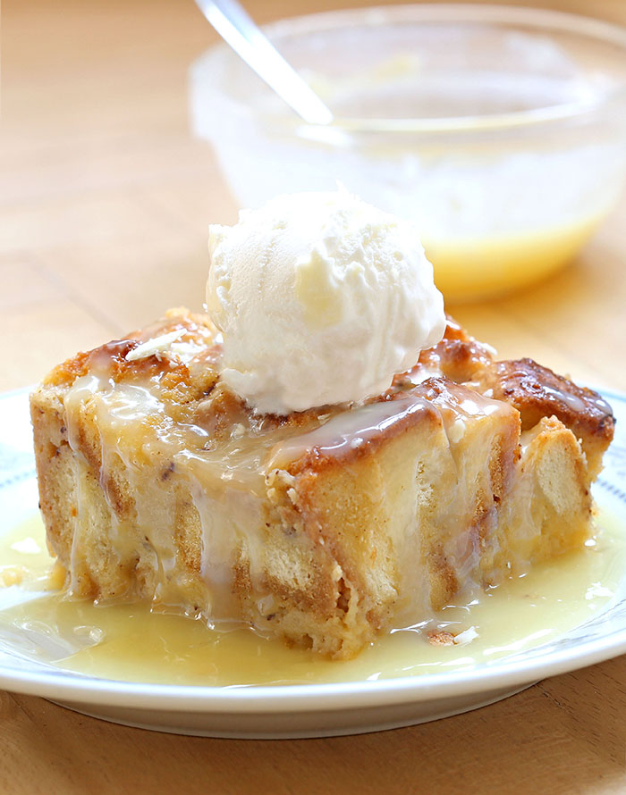 White Chocolate Bread Pudding - Cakescottage