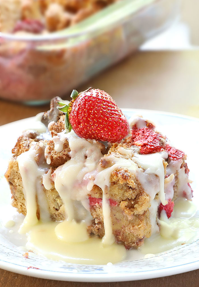 Strawberries and Cream Bread Pudding made with your favorite berries and soft bread, topped with easy cream sauce. Easy to prepare dessert that is incredibly rich and decadent.