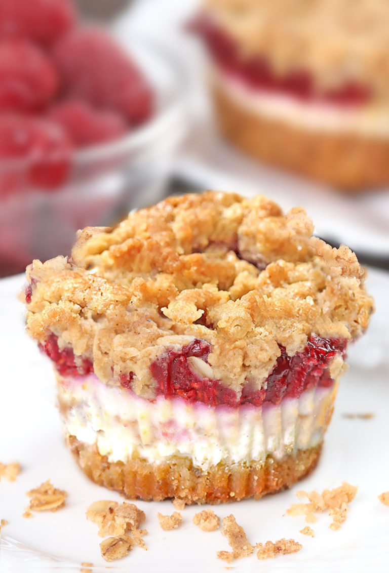 Raspberry Crumble Mini Cheesecake